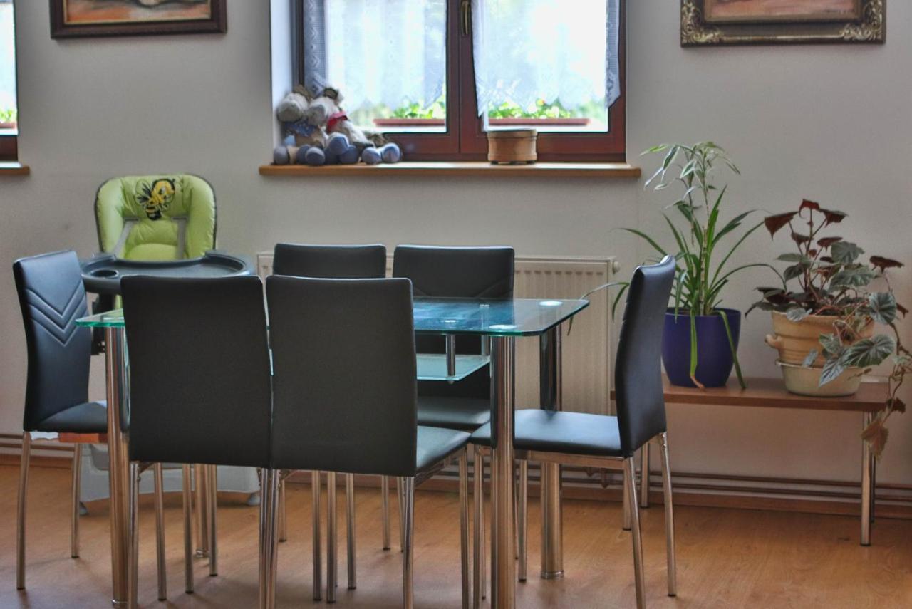 Ubytovani Pod Haniperkem Hotell Vodňany Exteriör bild
